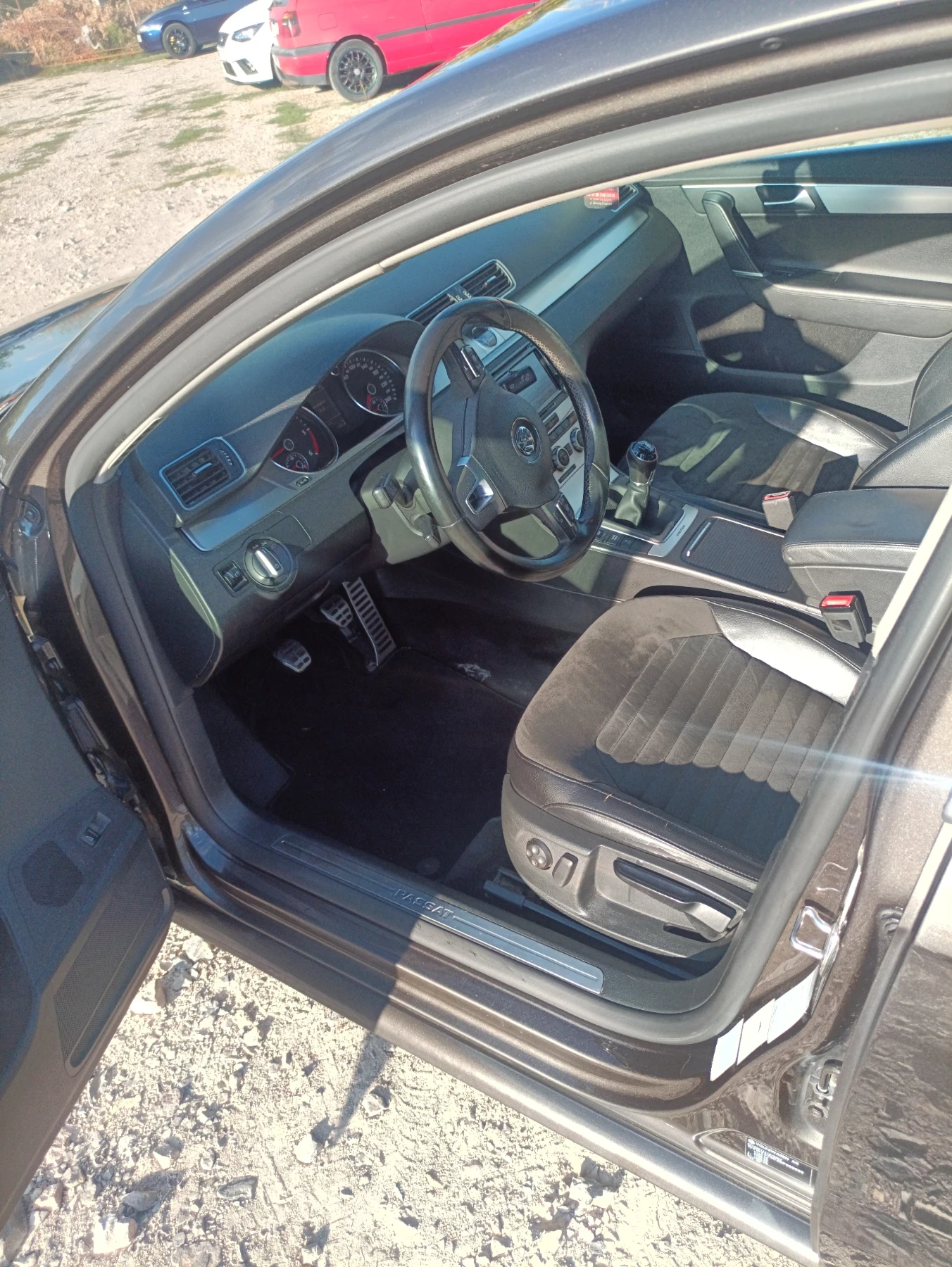 VW Passat B7 2.0 TDI 4 MOTION, снимка 8 - Автомобили и джипове - 56105381