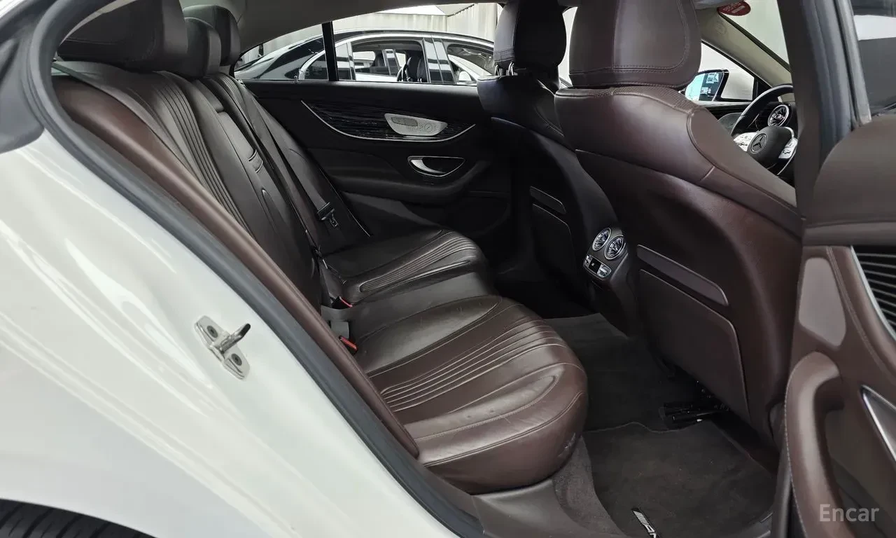 Mercedes-Benz CLS 450 AMG* LINE* 4MATIC* BURMESTER* ОБДУХВАНЕ* ДИСТРОНИК, снимка 16 - Автомобили и джипове - 56245906