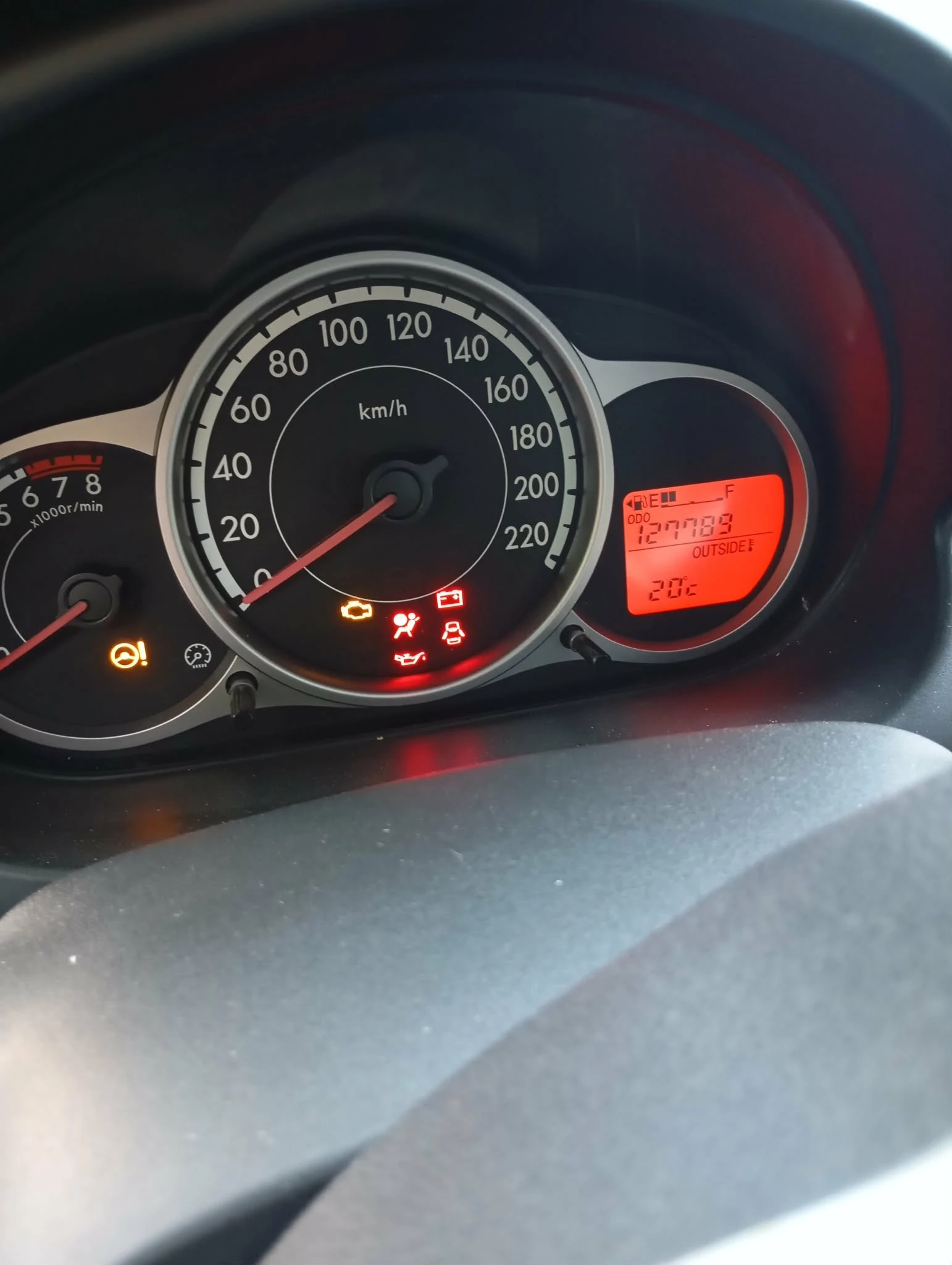Mazda 2, снимка 5 - Автомобили и джипове - 56503769
