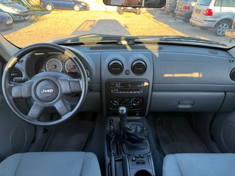 Jeep Cherokee 2.4i 150hp 90 000km, снимка 8 - Автомобили и джипове - 47435647