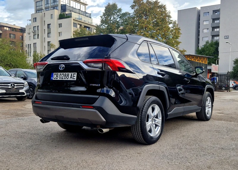 Toyota Rav4 109хил км/Distronic/Navi, снимка 3 - Автомобили и джипове - 47453696