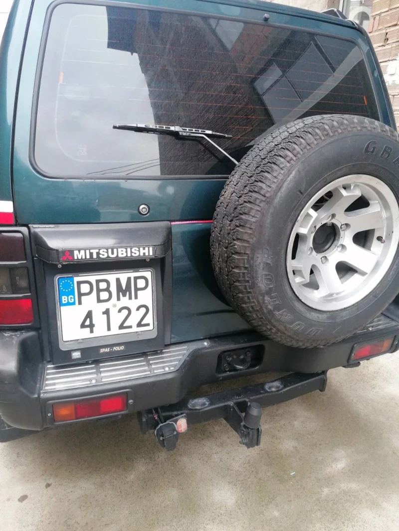 Mitsubishi Pajero, снимка 16 - Автомобили и джипове - 52437417