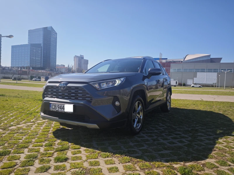 Toyota Rav4 hybrid 4X4 Гаранция, снимка 2 - Автомобили и джипове - 49583449