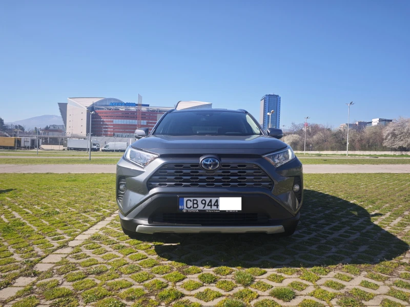 Toyota Rav4 hybrid 4X4 Гаранция, снимка 1 - Автомобили и джипове - 49583449