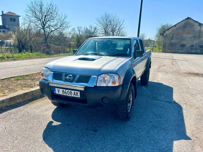 Nissan Navara, снимка 2 - Автомобили и джипове - 49583446