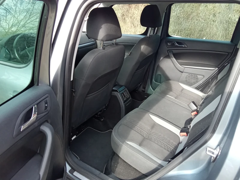 Skoda Yeti, снимка 7 - Автомобили и джипове - 52964879