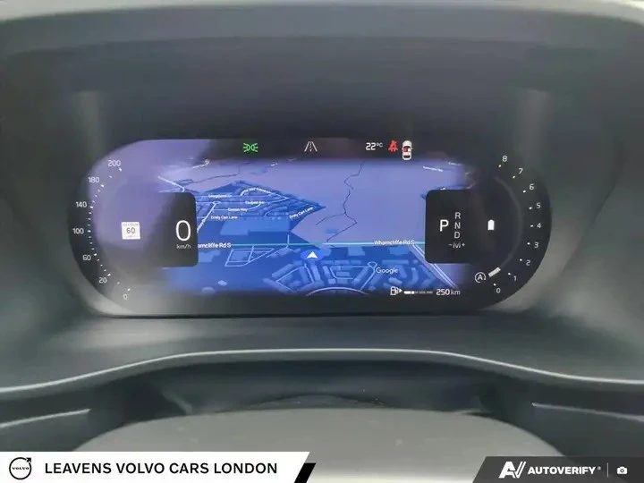 Volvo XC40 Automatic, снимка 17 - Автомобили и джипове - 56004405