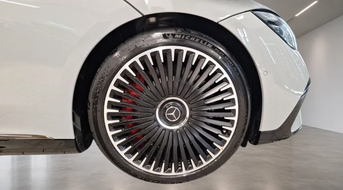 Mercedes-Benz EQE 53 AMG 4Matic = Premium = �������� | Mobile.bg � ����������� 4