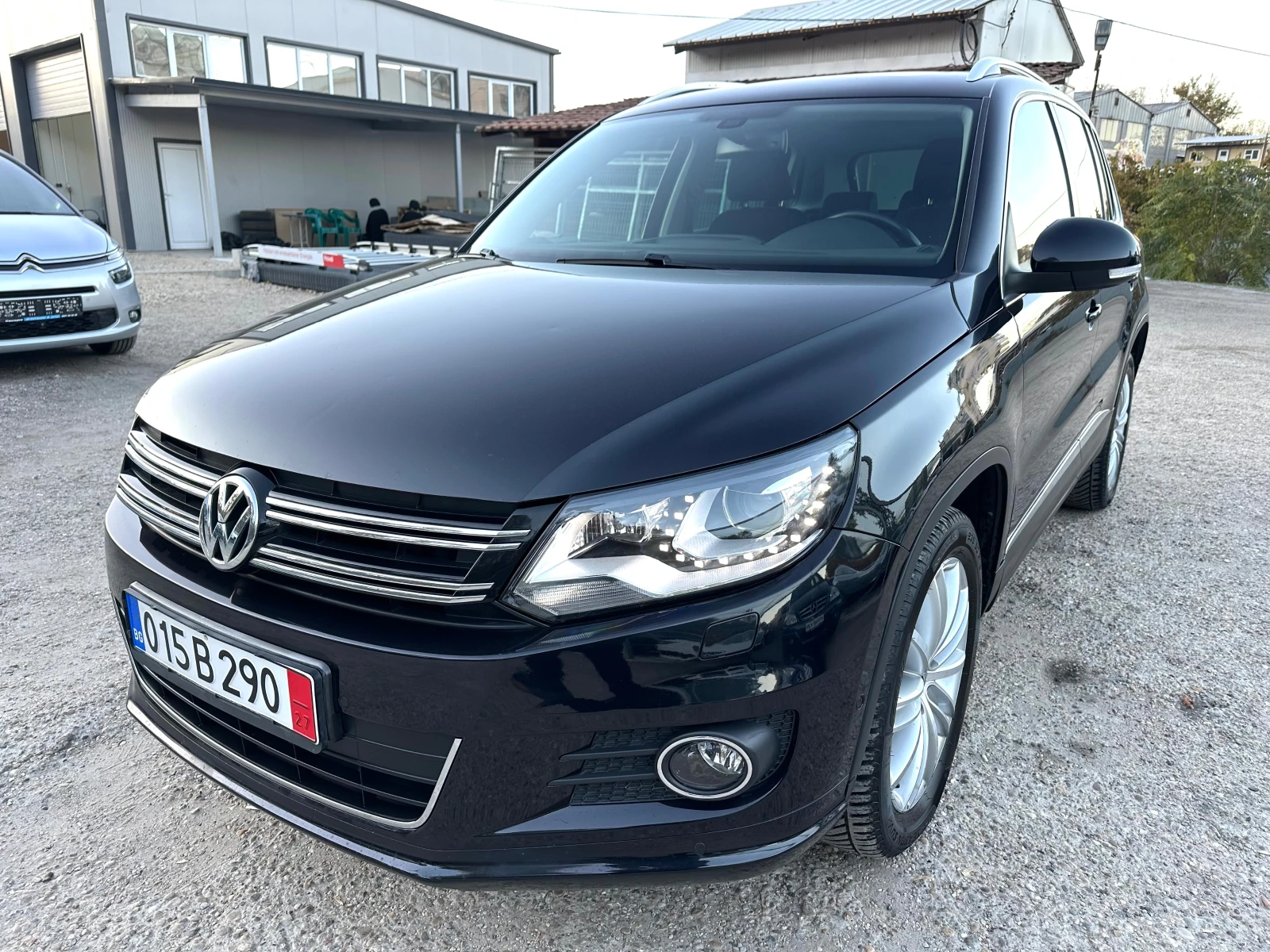 VW Tiguan 2.0TDI 4х4 170кс ПАНОРАМА ЛЕД НАВИГАЦИЯ - [1] 