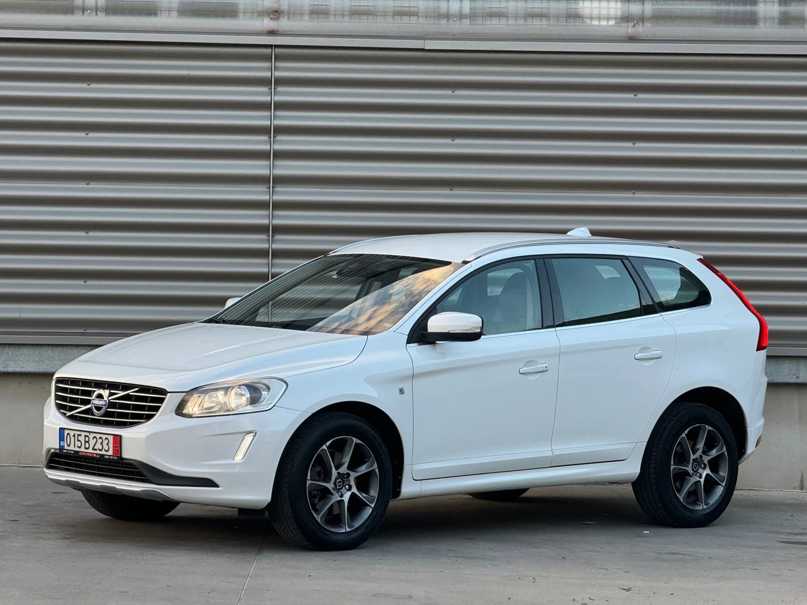 Volvo XC60 2.0d LIMITED OCEAN RACЕ СОБСТВЕН ЛИЗИНГ* БАРТЕР - изображение 3