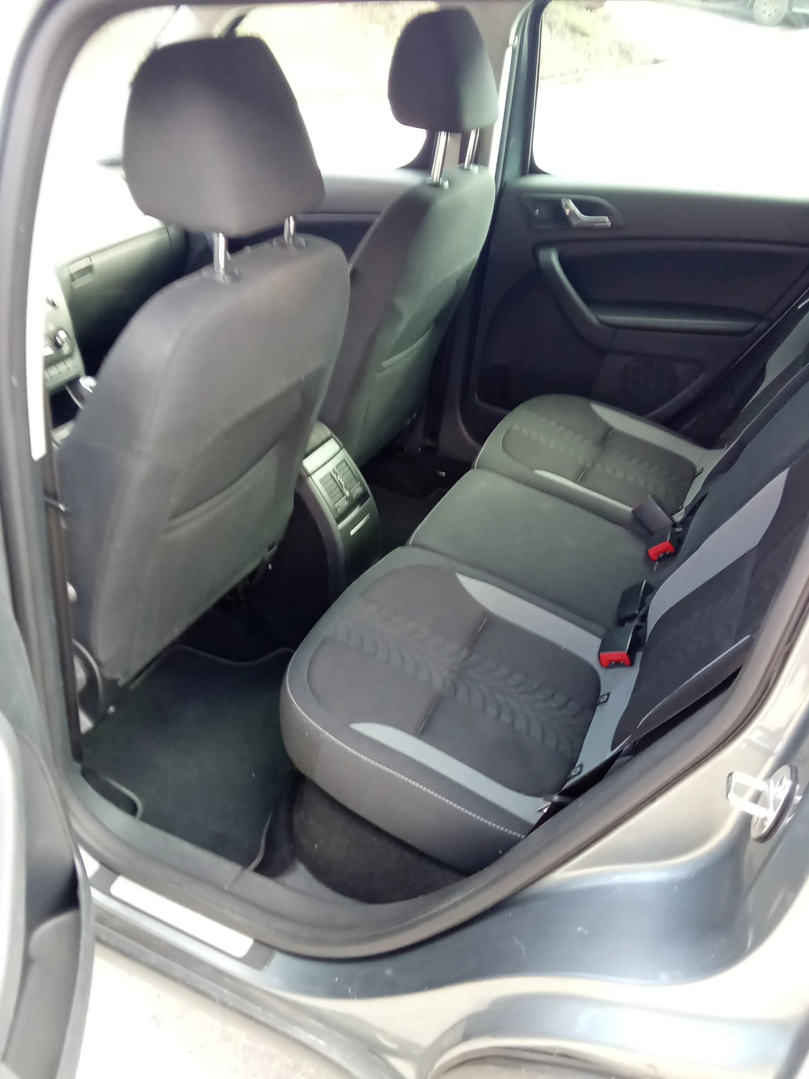 Skoda Yeti  - изображение 10