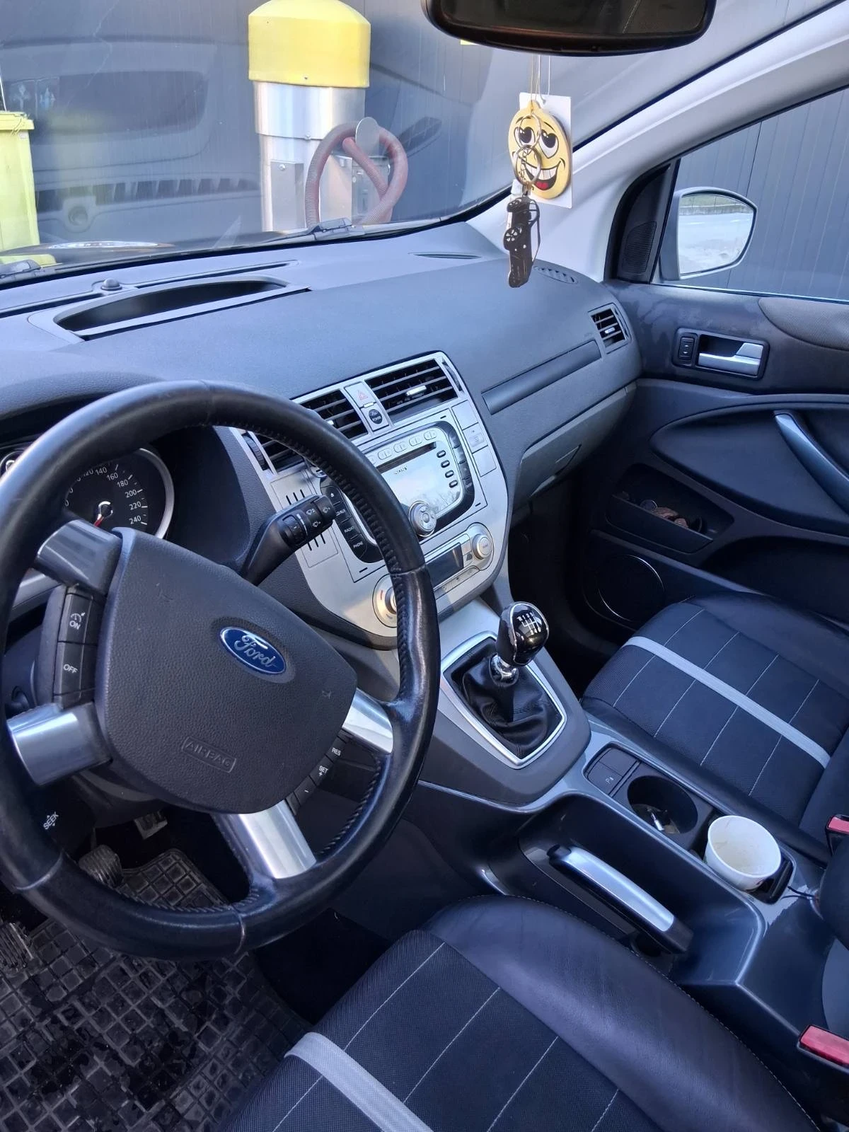 Ford Kuga  2.0TDci 136HP - изображение 6