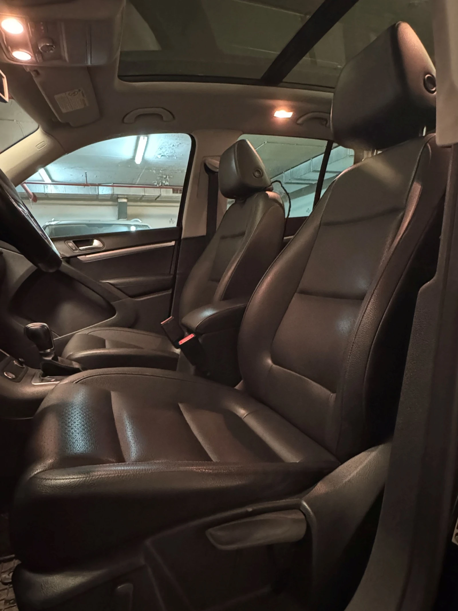 VW Tiguan TSI, снимка 10 - Автомобили и джипове - 53870565