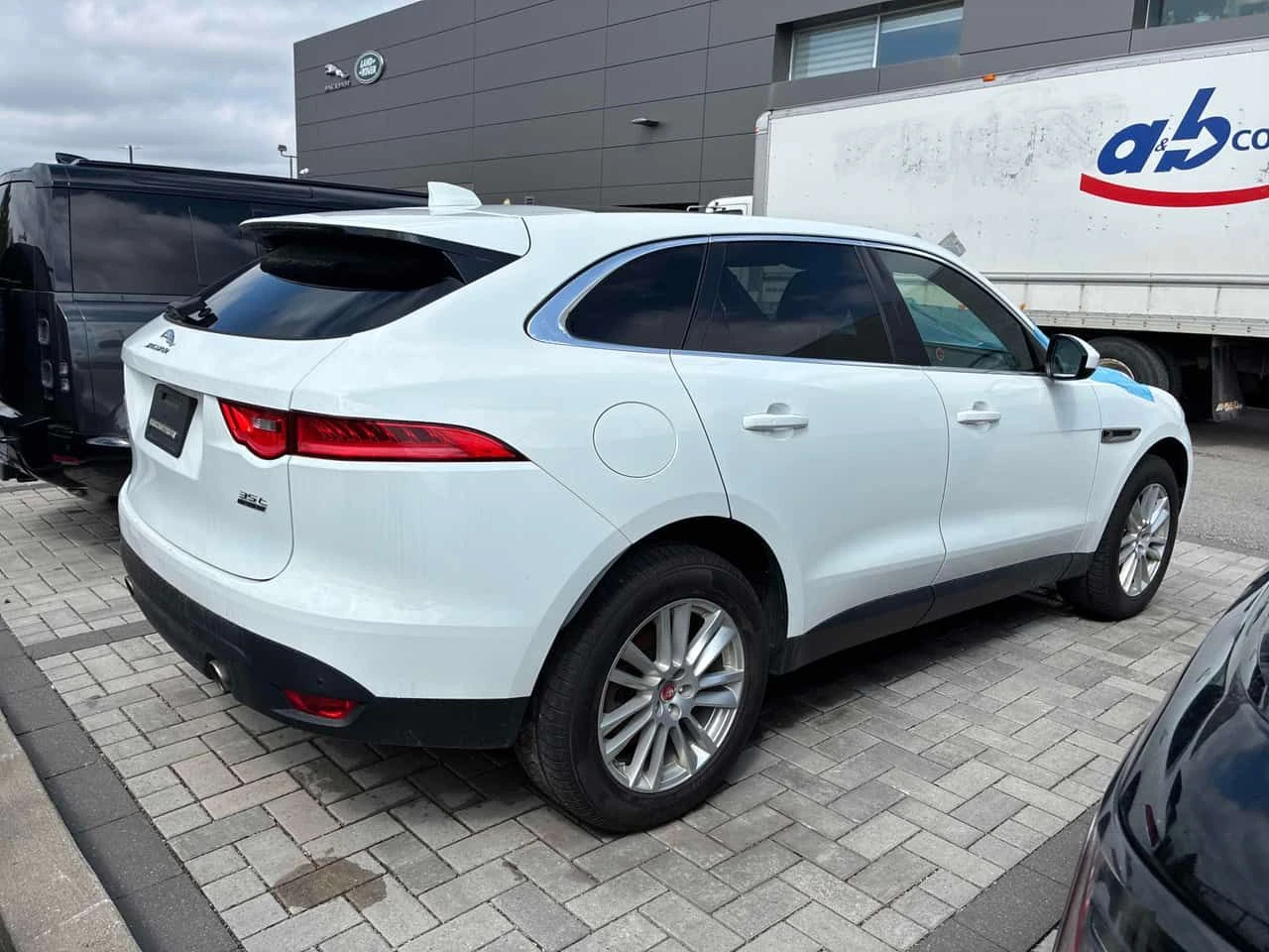 Jaguar F-PACE * 35t Prestige * CARFAX * ���� �� �� | Mobile.bg � ����������� 4
