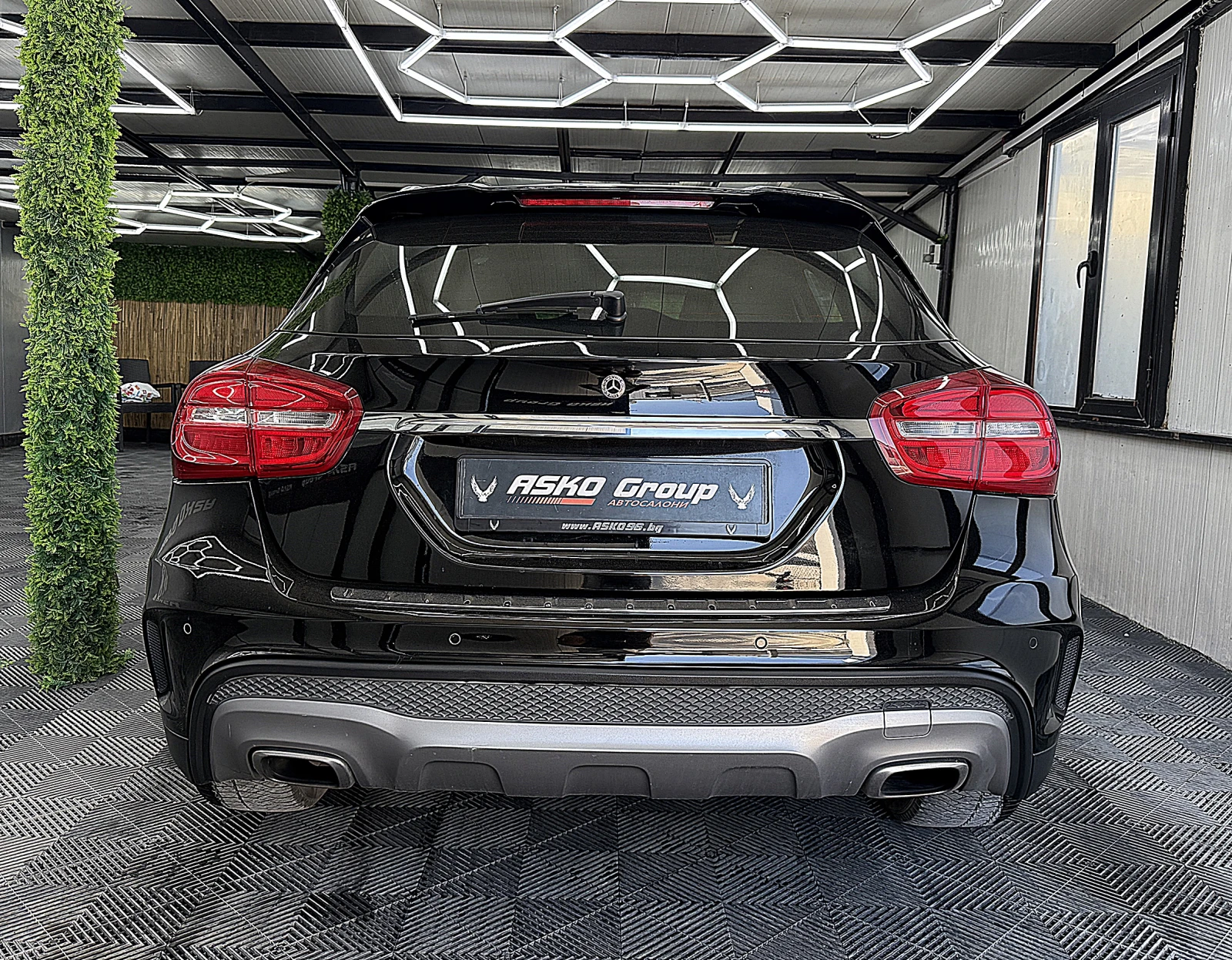 Mercedes-Benz GLA 220 4-Matic/AMG/PANORAMA/KeylessGo/СОБСТВЕН ЛИЗИНГ, снимка 5 - Автомобили и джипове - 55538671