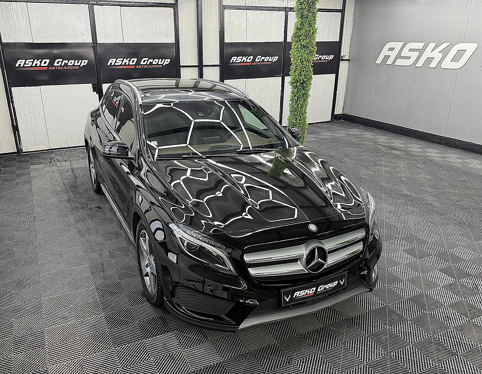 Mercedes-Benz GLA 220 4-Matic/AMG/PANORAMA/KeylessGo/СОБСТВЕН ЛИЗИНГ, снимка 7 - Автомобили и джипове - 55538671
