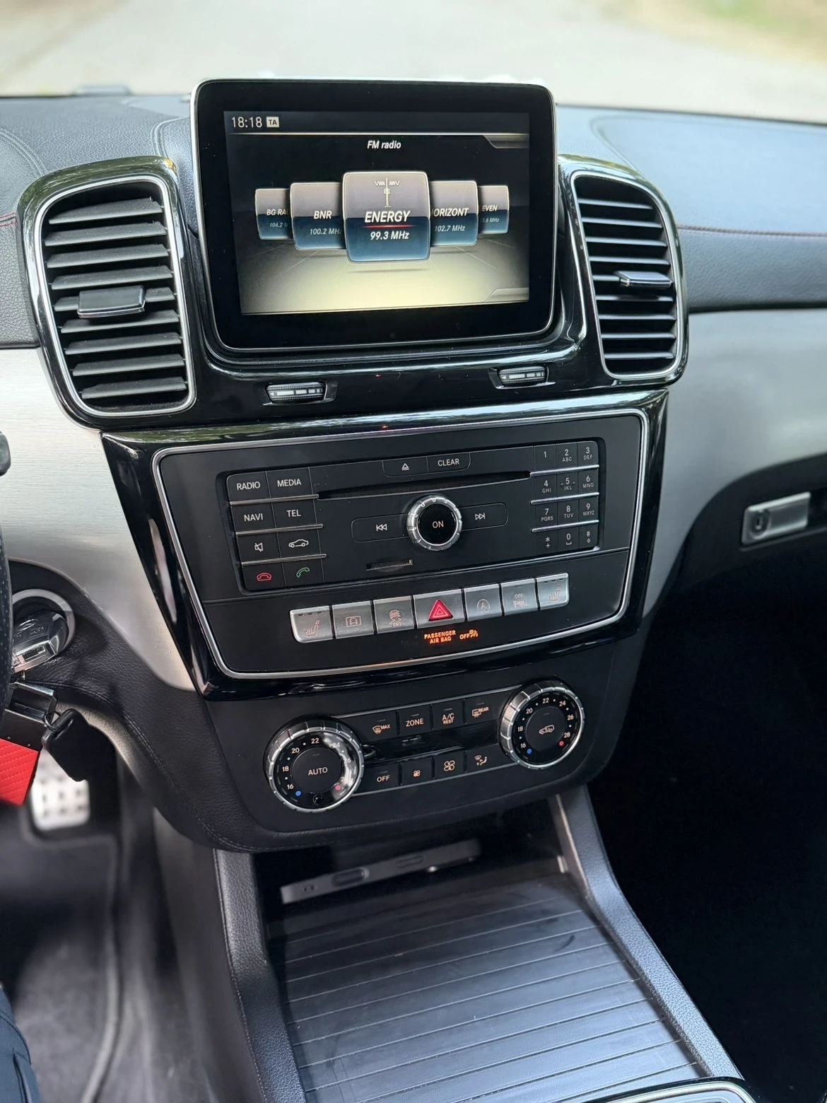Mercedes-Benz GLE 350, снимка 6 - Автомобили и джипове - 55994336