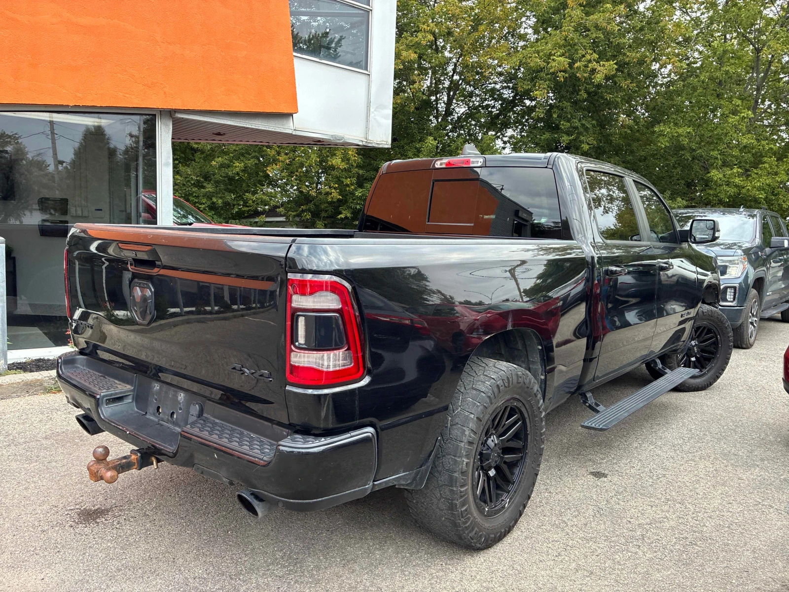 Dodge RAM 1500 * Sport * CARFAX * ОПЦИЯ ЗА ФИНАНСИРАНЕ, снимка 3 - Автомобили и джипове - 56128186