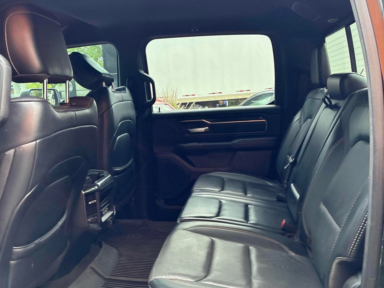 Dodge RAM 1500 * Sport * CARFAX * ОПЦИЯ ЗА ФИНАНСИРАНЕ, снимка 15 - Автомобили и джипове - 56128186
