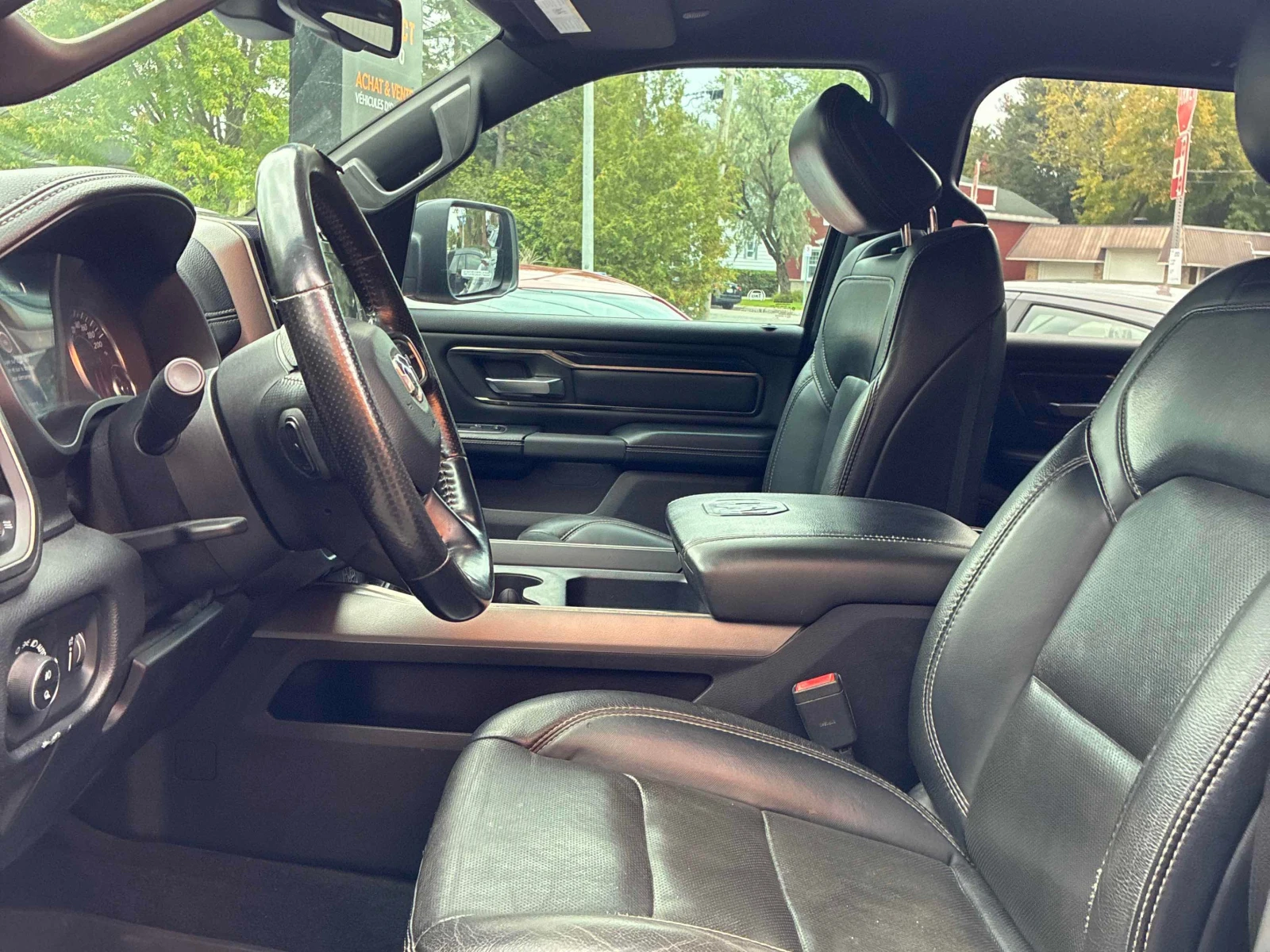 Dodge RAM 1500 * Sport * CARFAX * ОПЦИЯ ЗА ФИНАНСИРАНЕ, снимка 11 - Автомобили и джипове - 56128186