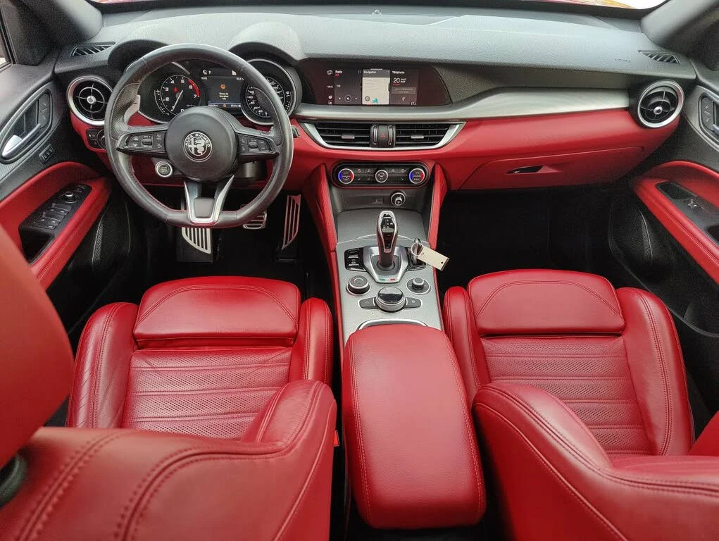 Alfa Romeo Stelvio 2021 Q4* TI* AWD* DIS* SPORT PK* PANO* КРАЙНА ЦЕНА, снимка 10 - Автомобили и джипове - 56227620