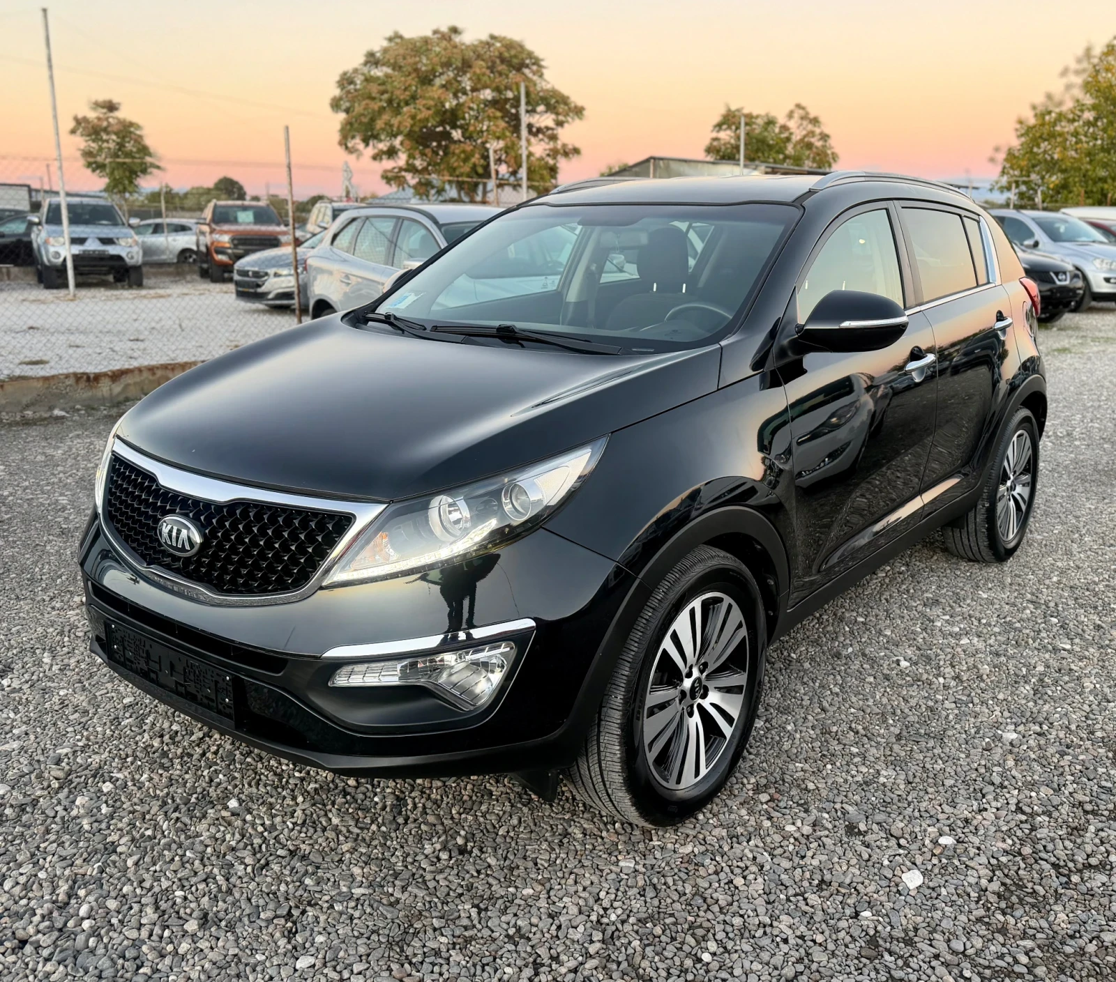 Kia Sportage 1.7CRDI * FACELIFT* НАВИГАЦИЯ* 100000км.* ЛИЗИНГ* 