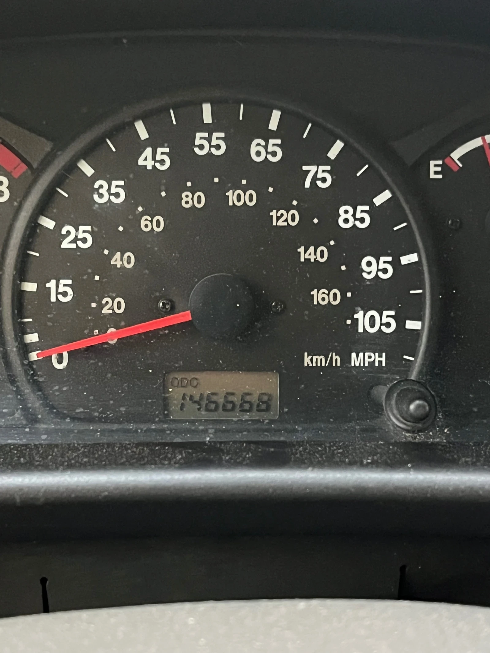 Suzuki Grand vitara, снимка 6 - Автомобили и джипове - 56661585