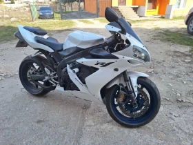 Yamaha YZF-R1, снимка 2