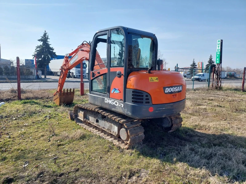 Багер DOOSAN DH60-7, снимка 7 - Индустриална техника - 49186329