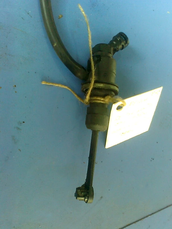 помпа съединител горна за Рено Меган 2.0 16v комби