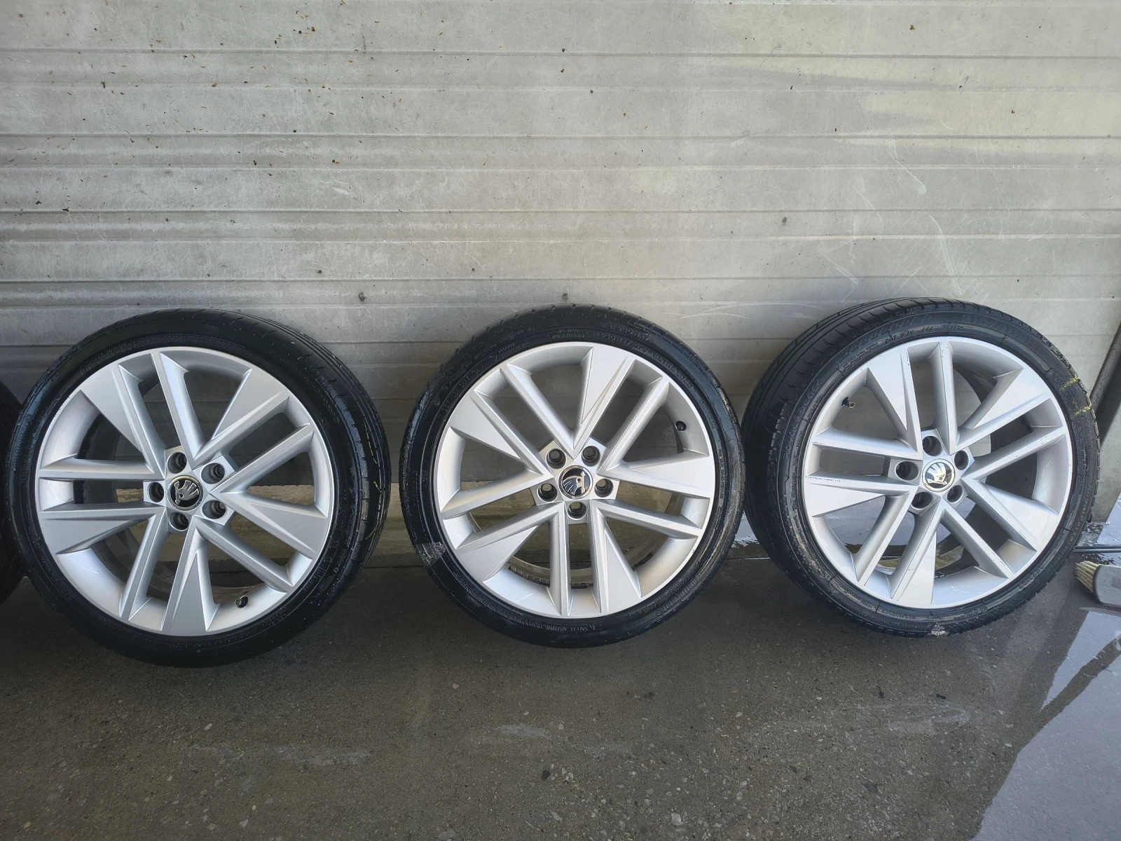 Джанти за Skoda, снимка 4 - Гуми и джанти - 55252342