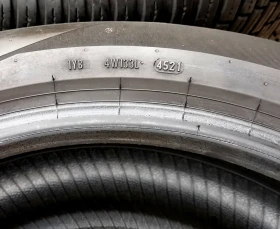 Гуми Зимни 235/50R18, снимка 5 - Гуми и джанти - 47825444