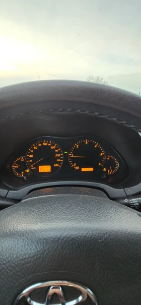 Toyota Avensis, снимка 9