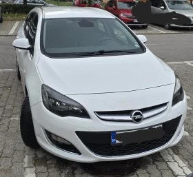 Opel Astra  Astra Sport tourer 1.7d 110hp обслужен , снимка 3