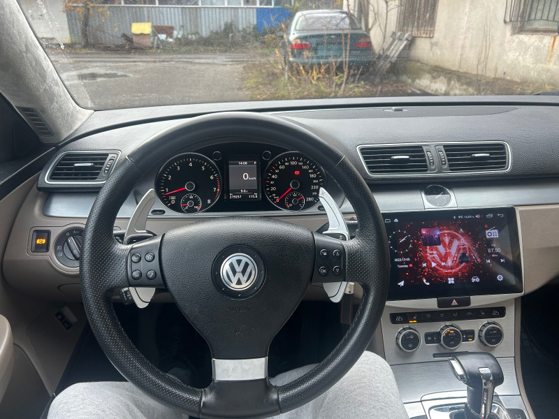 VW Passat 3.2 FSI, снимка 9 - Автомобили и джипове - 43674744