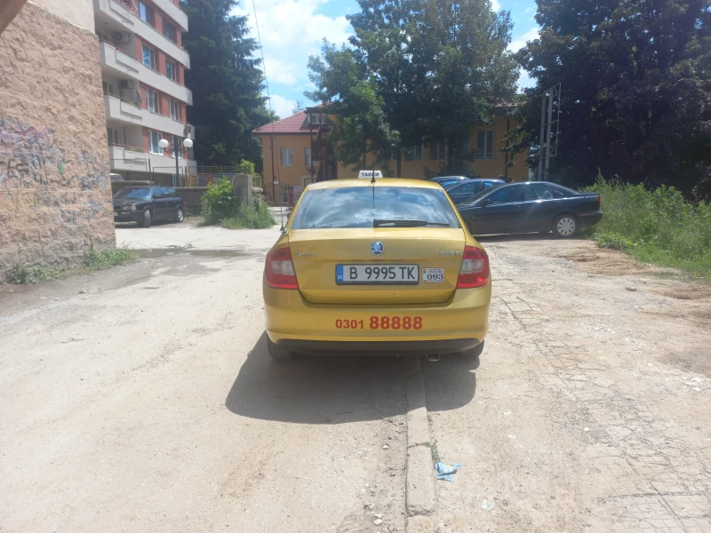 Skoda Rapid, снимка 6 - Автомобили и джипове - 47269501