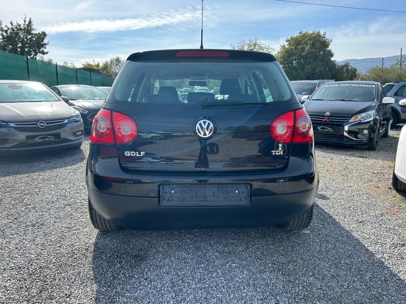 VW Golf 1.9 105 коня, снимка 5 - Автомобили и джипове - 47621699