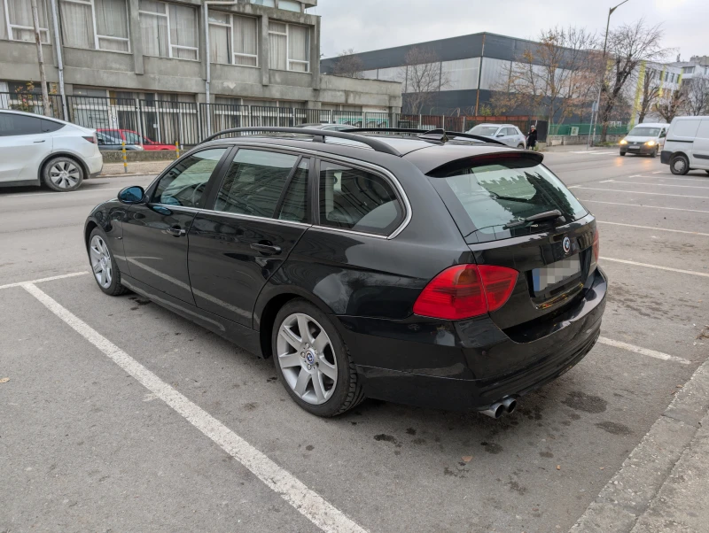 BMW 325 iX, снимка 5 - Автомобили и джипове - 48240310