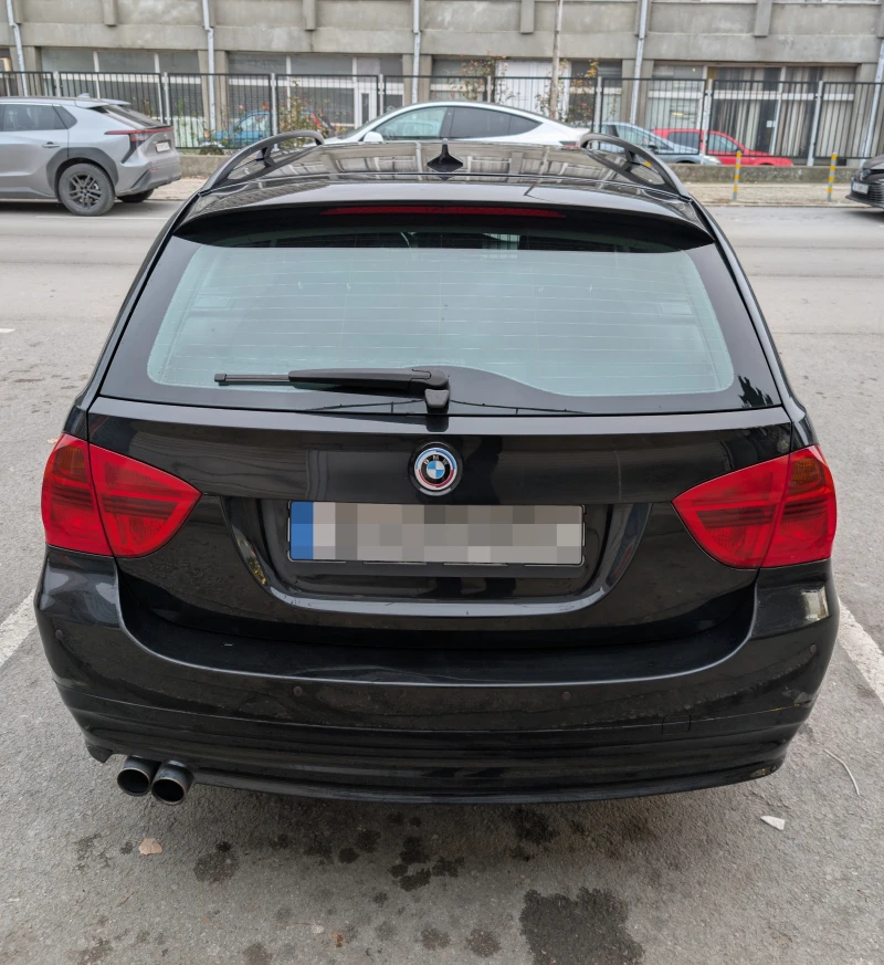 BMW 325 iX, снимка 4 - Автомобили и джипове - 49092344