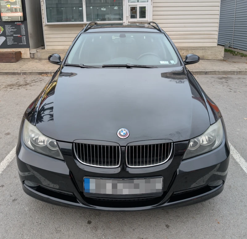 BMW 325 iX, снимка 1 - Автомобили и джипове - 49565909