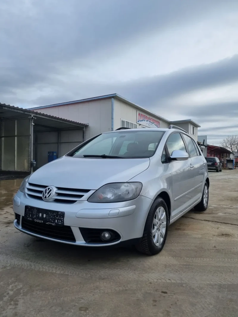 VW Golf 1.9 tdi 105к.с 2008г. United, снимка 2 - Автомобили и джипове - 48554923