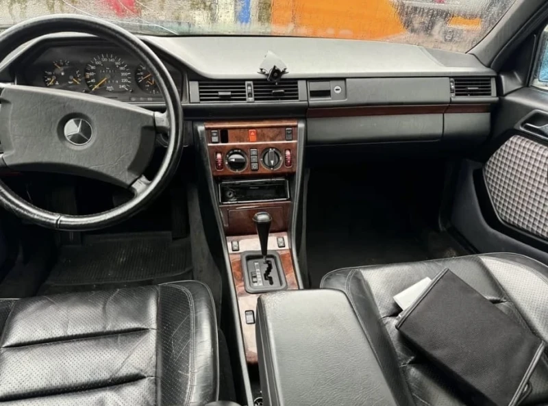 Mercedes-Benz 300 Sport Line, снимка 3 - Автомобили и джипове - 48962566