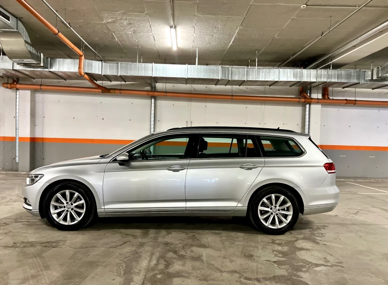 VW Passat 2.0TDI-Automatic-лизинг през Уникредит , снимка 4 - Автомобили и джипове - 49556405