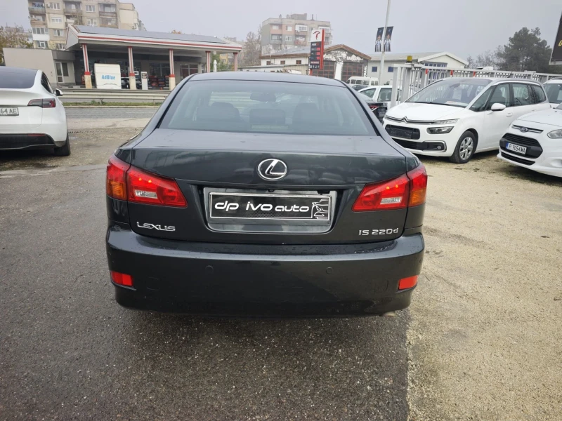 Lexus IS 220d EXECUTIVE* КОЖА* НАВИ* ЕКСТРИ* ТОП ЦЕНА, снимка 4 - Автомобили и джипове - 52501128