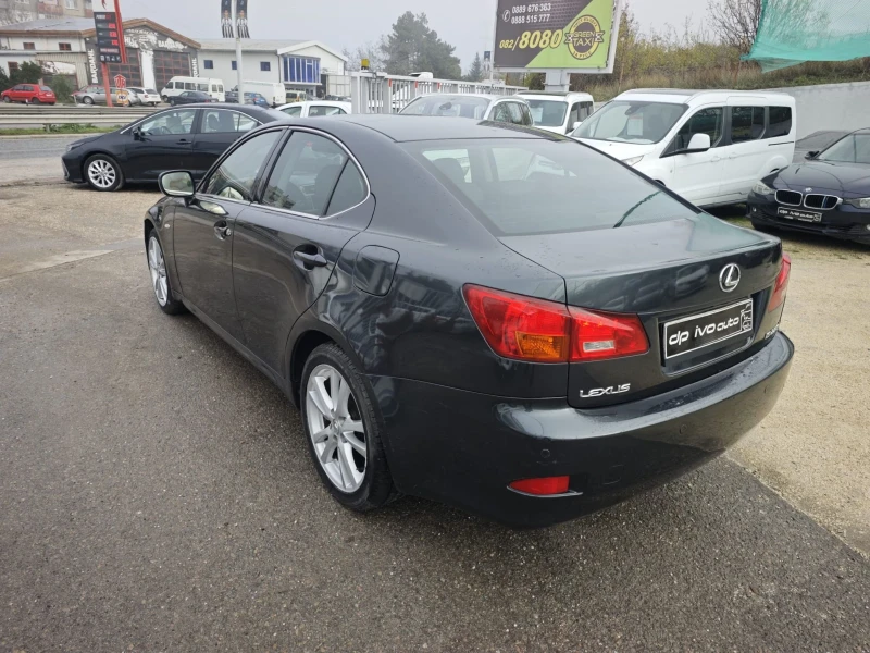 Lexus IS 220d EXECUTIVE* КОЖА* НАВИ* ЕКСТРИ* ТОП ЦЕНА, снимка 3 - Автомобили и джипове - 52501128