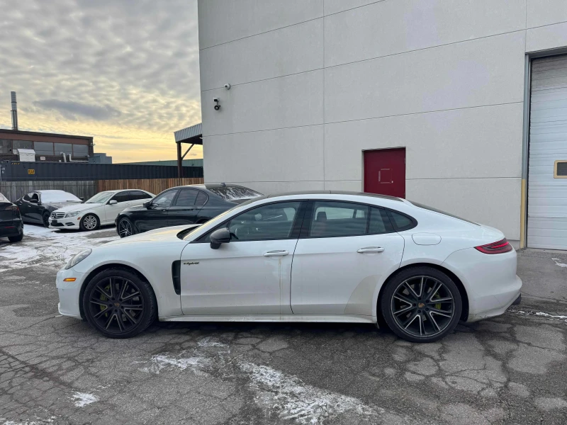 Porsche Panamera * * CARFAX * * АВТО КРЕДИТ * * , снимка 3 - Автомобили и джипове - 52698410
