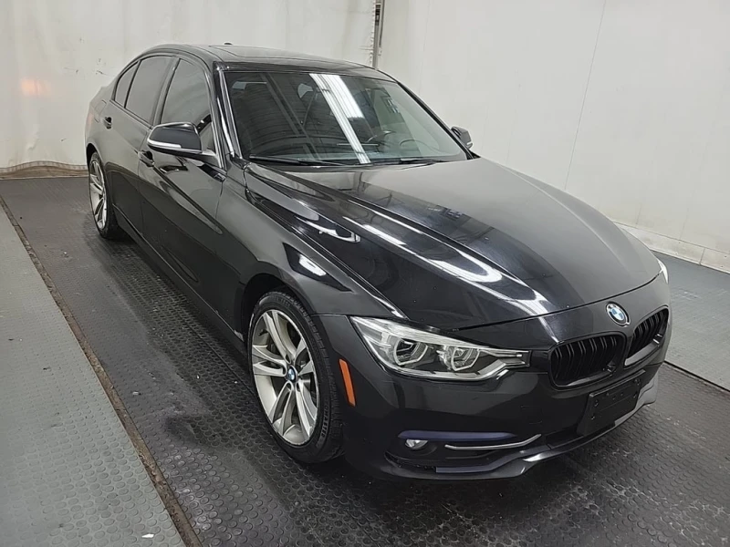 BMW 330 XDRIVE * CARFAX * БЕЗ ПЪРВОНАЧАЛНА ВНОСКА, снимка 2 - Автомобили и джипове - 53176147