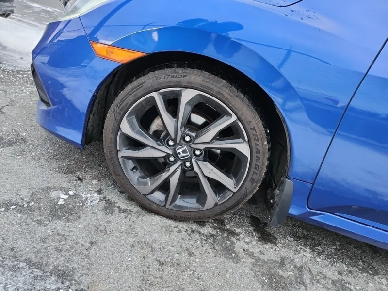 Honda Civic * Sport * CARFAX * БЕЗ ПЪРВОНАЧАЛНА ВНОСКА, снимка 6 - Автомобили и джипове - 53182501