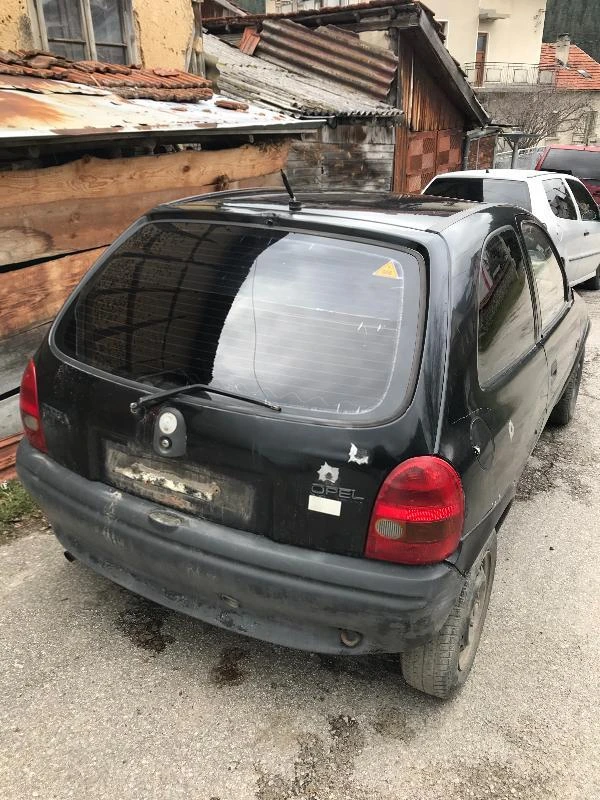 Opel Corsa b 1.4 i на части НИСКИ ЦЕНИ , снимка 4 - Автомобили и джипове - 32672561