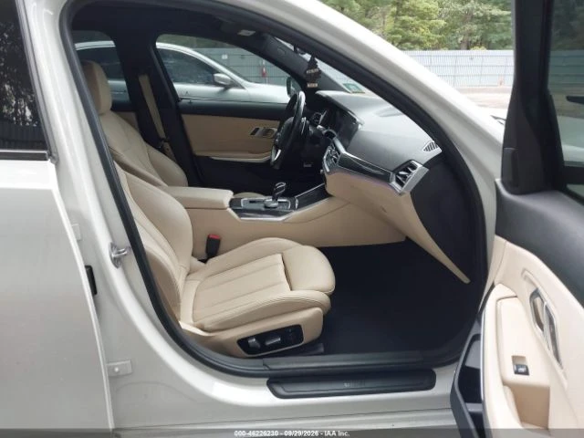 BMW 330 XE DRIVE* PLUG IN, снимка 5 - Автомобили и джипове - 56365119